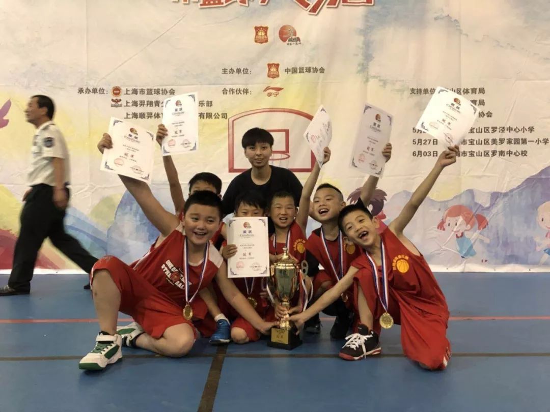 为什么一些职业球员罚球命中率不高?_2